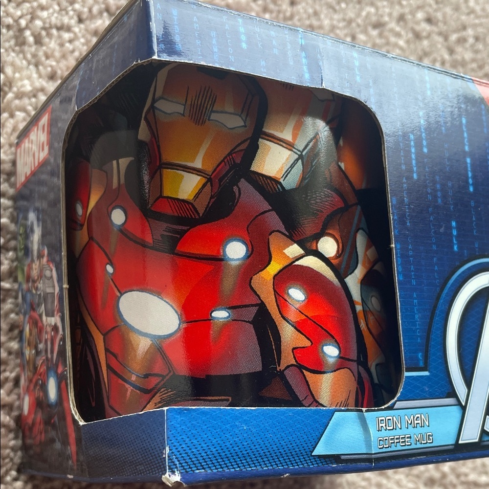 Marvel, Iron Man, Red and Gold Action Figure, Coffee mug